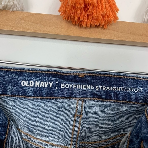 Old Navy Boyfriend Straight Leg Jeans Medium Wash Size 8 - Picture 2 of 9